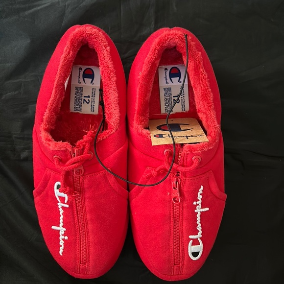 Champion Other - CHAMPION University Men's Slippers University Zip Scarlet/White Size 12 NWT Box